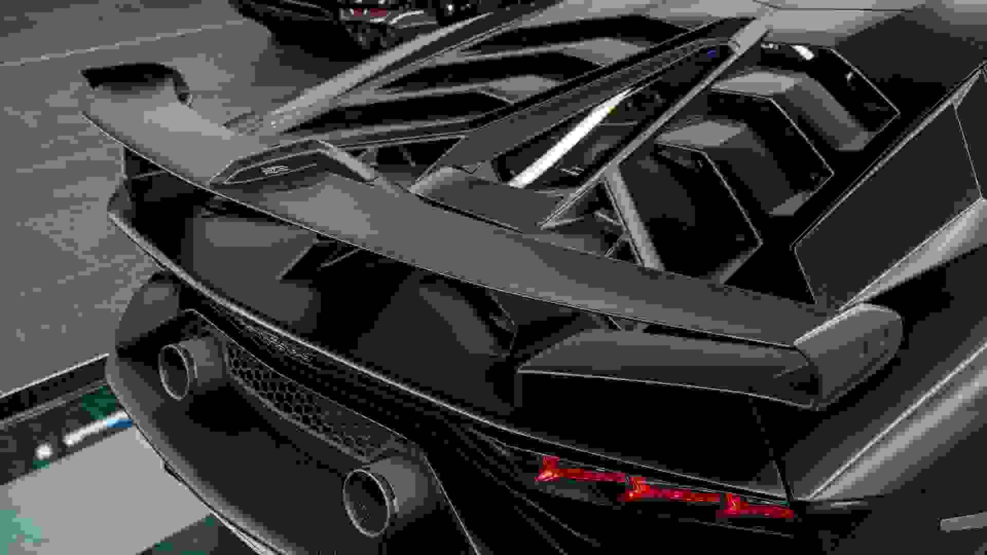 Lamborghini Aventador Photo 2d6cc7cf-efb1-4fd9-b4f7-63ca8da24b0c.jpg
