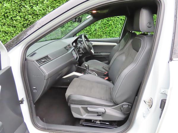 Used SEAT Arona RO21YGJ 15