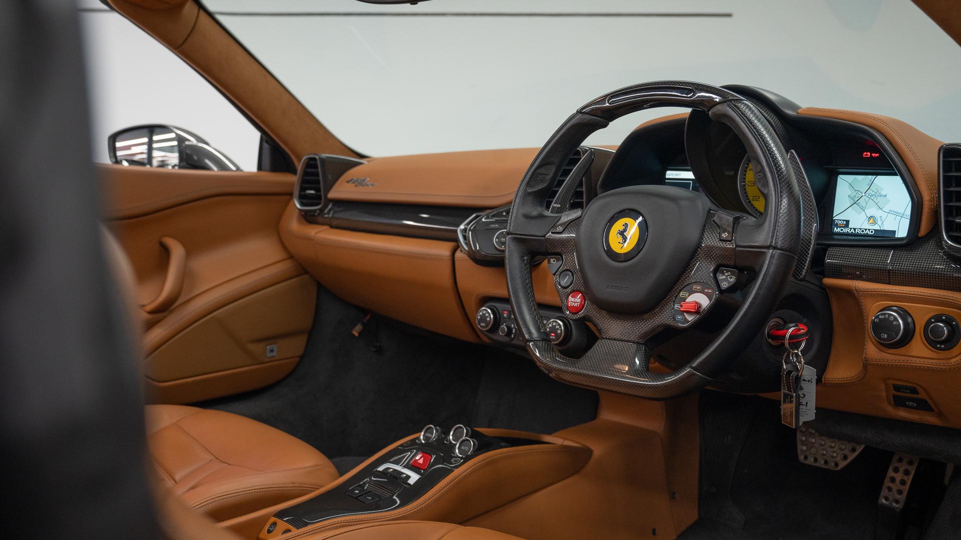 Ferrari 458 Photo 2d795de8-b088-44a3-9b5e-002ba549071a.jpg