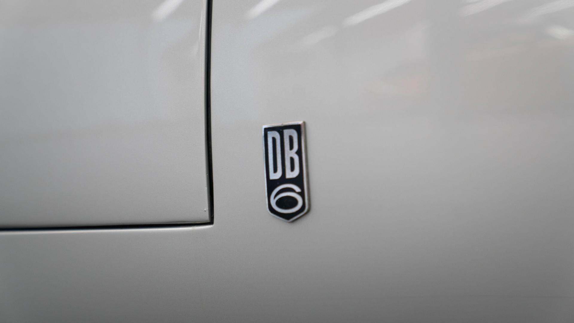 Aston Martin DB6 Photo 2d8c98a1-a37b-4d16-a0ce-83873ef803ab.jpg