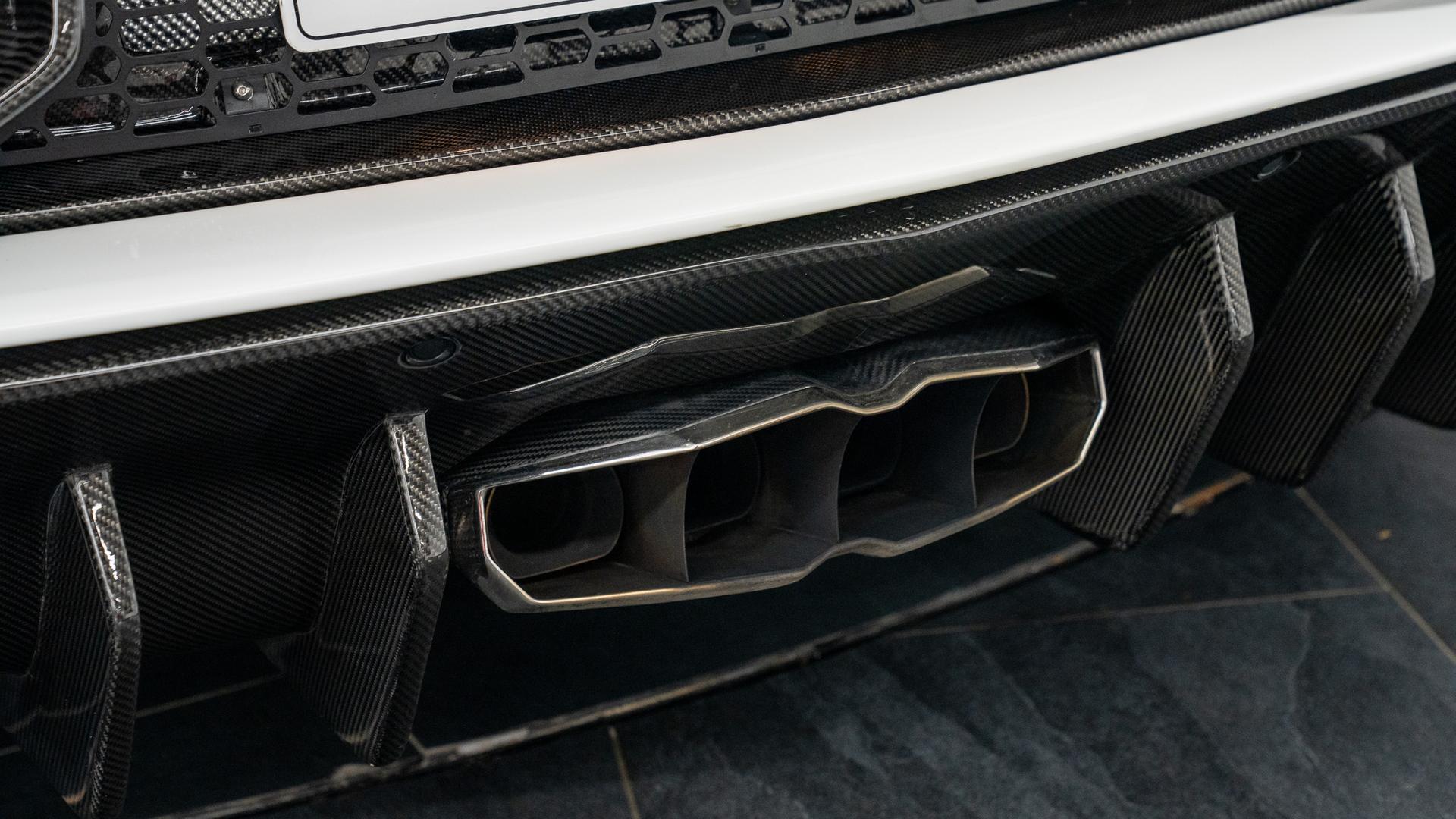 LAMBORGHINI Aventador Photo 2da7e416-2329-4fa2-9f2b-d3122e140f18.jpg
