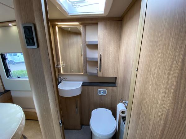 Used Auto-Trail Frontier Comanche FY20BZM 7