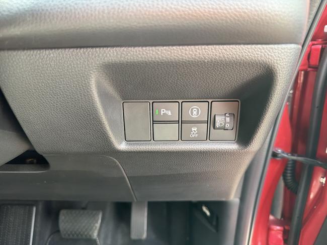 Honda Jazz Photo 2db165ea-7f96-4b22-be10-ecfa4cdb7da1.jpg
