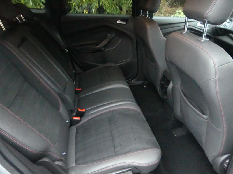 Ford Kuga Photo 2dba1504-de1c-4740-81a5-9b5b20f059fd.jpg