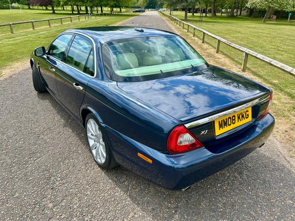 Used Jaguar XJ MM08KKG 9