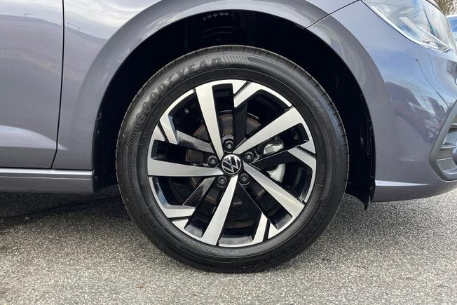 VOLKSWAGEN Polo Photo 5