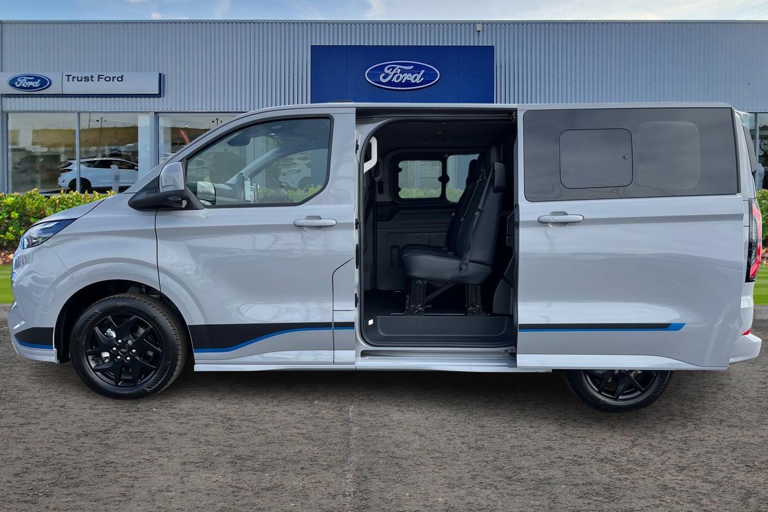 Ford TRANSIT CUSTOM Photo 5