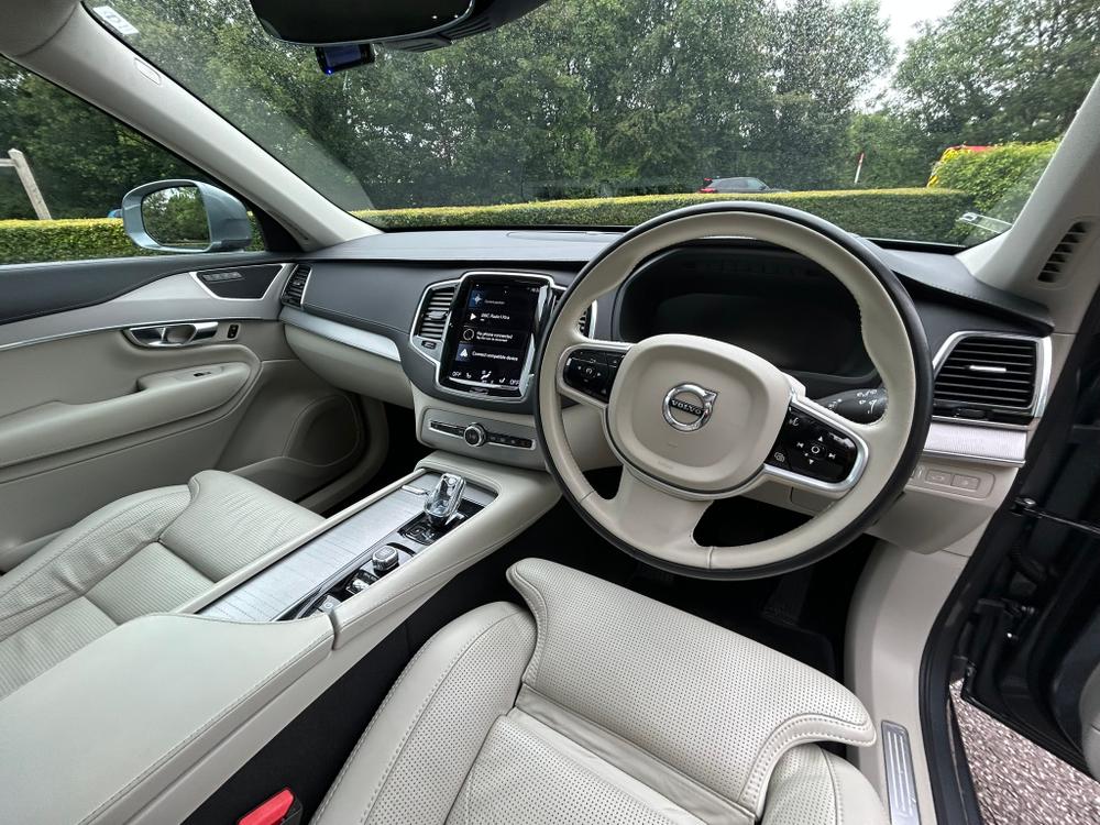 Used Volvo XC90 YG69MEP 31