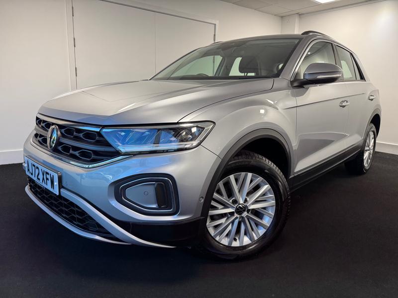 Volkswagen T-Roc Photo 2dc3e96e-40ca-4951-ad1b-39fe641a20a0.jpg