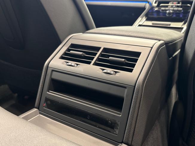 PORSCHE Panamera Photo 51