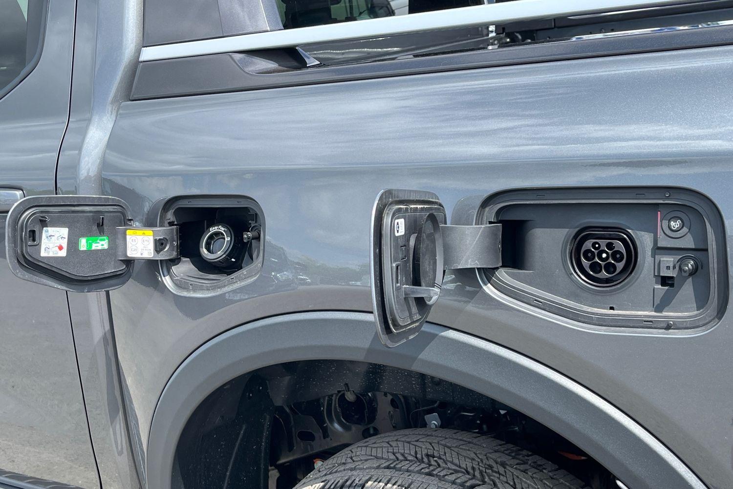 Ford RANGER Photo 34