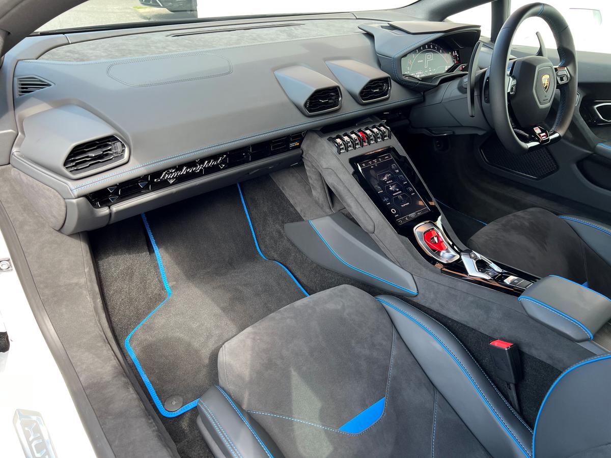 Used 2023 HURACAN £234,950 at H.R. Owen