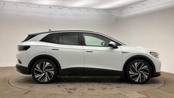 VOLKSWAGEN ID.4 Photo 4