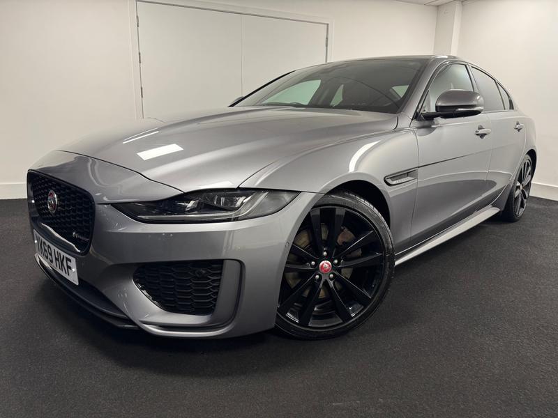 Jaguar XE Photo 2e823ea0-b5da-425e-bd09-fe449f842062.jpg