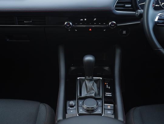 Mazda 3 Photo 2e938f75-649c-4e61-99e9-c6f0b7e0f611.jpg