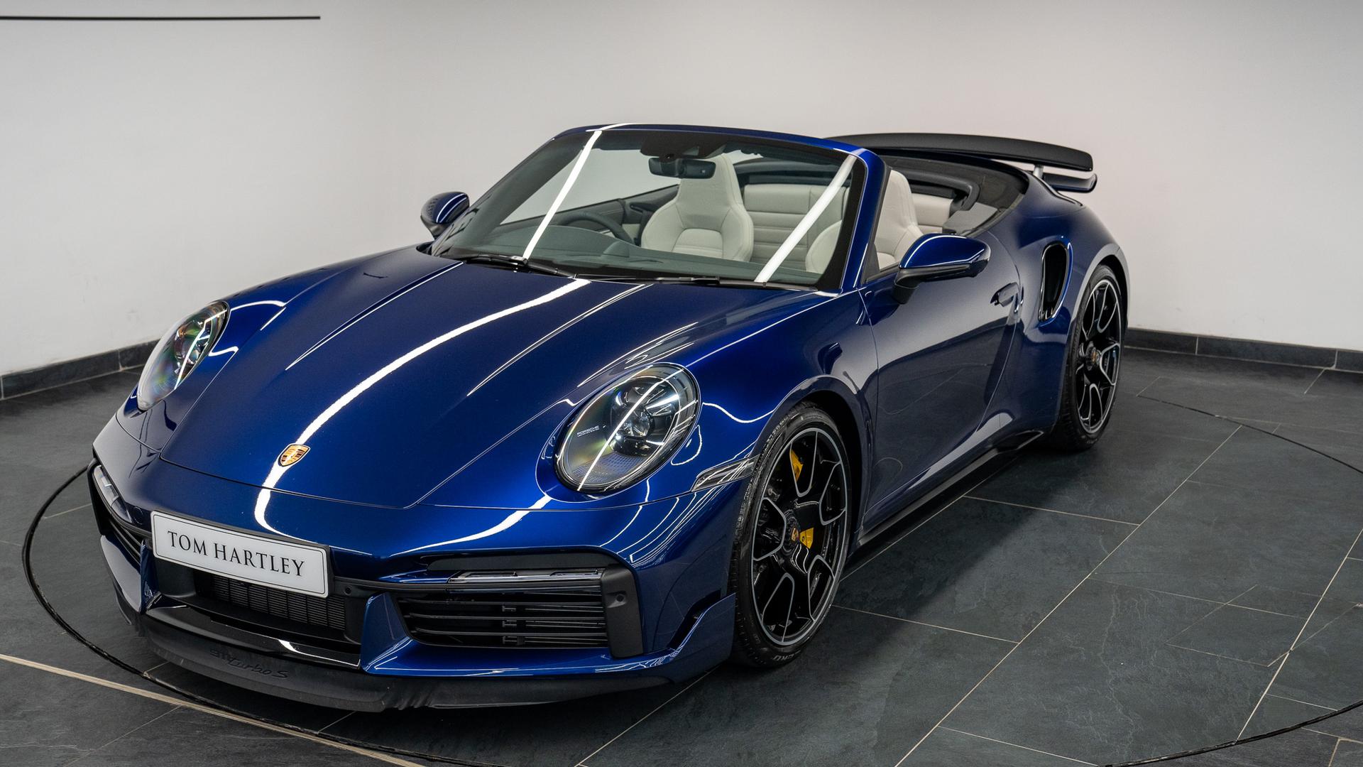 Porsche 911 Turbo S Photo 2e98f358-a4b8-499f-a87c-5e2ba6754033.jpg