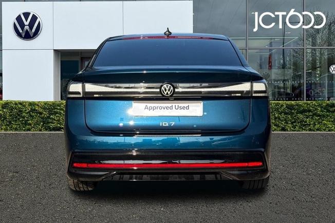 Volkswagen ID.7 Photo 7