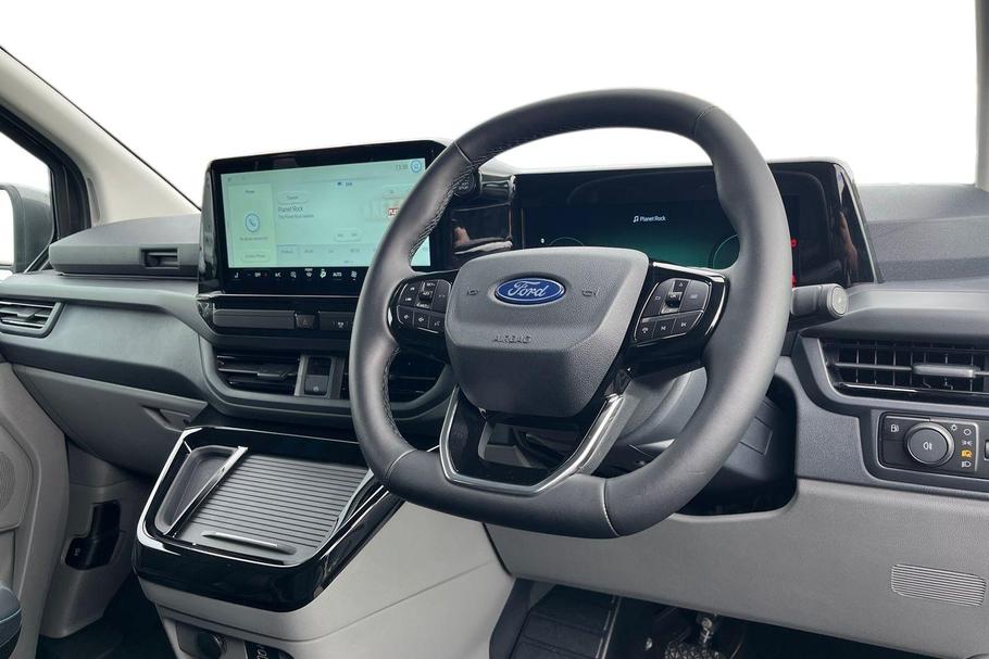 Used Ford TRANSIT CUSTOM L1DCIVPHEV02 14