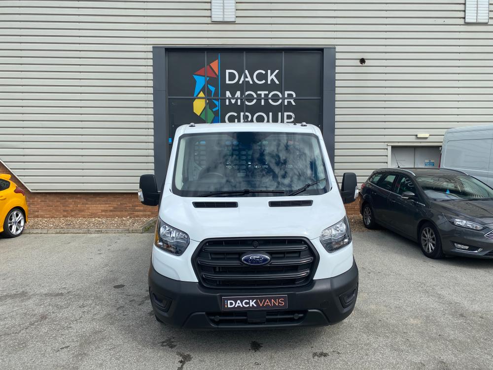 Ford Transit Photo 2ee82a77-a33e-418b-a0bc-851bf8a292e7.jpg
