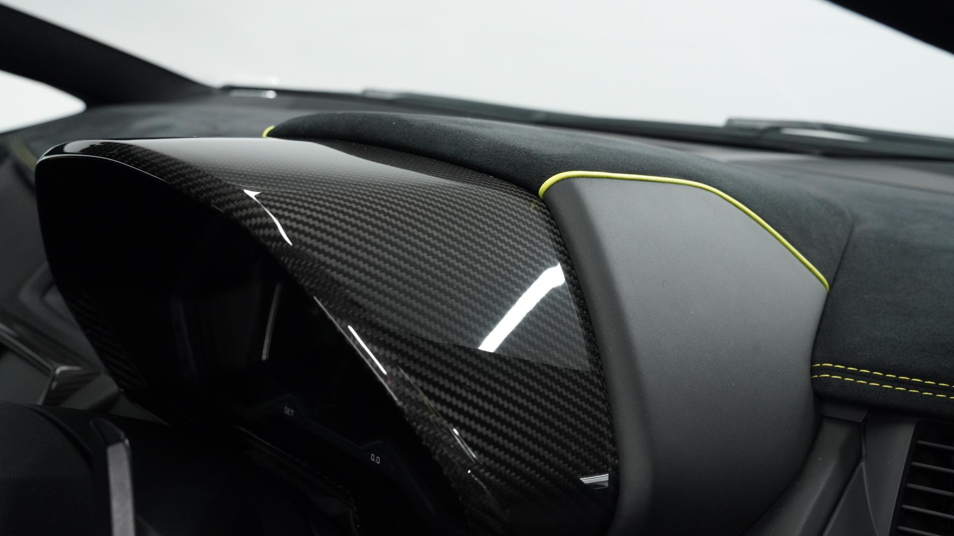 LAMBORGHINI Aventador Photo 2ef68586-9161-40c2-a149-8e5a6e0ba2e9.jpg