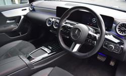 Mercedes-Benz CLA Photo 2