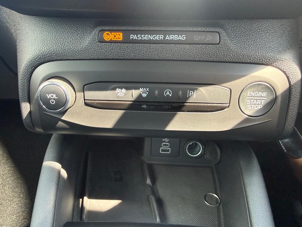Ford Focus Photo 2f157a8d-787f-4da3-bd77-d29b49ccb248.jpeg