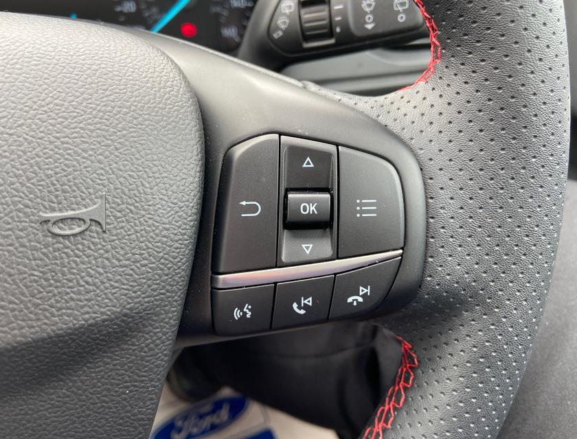 Ford Focus Photo 2f4afc92-77c0-462a-ba54-af4bbc2dd318.jpg