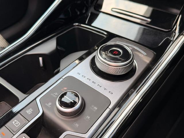 Kia Sorento Photo 2f6328ee-e816-446c-965c-41bae32b85fd.jpg