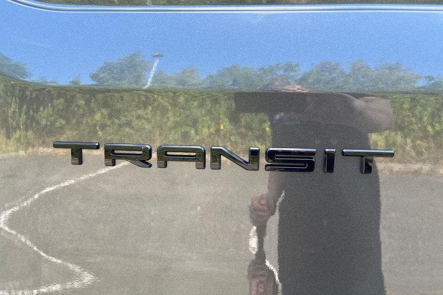 Ford TRANSIT Photo 2f85af83-71ba-49b7-b67b-deb512f6508b.jpg