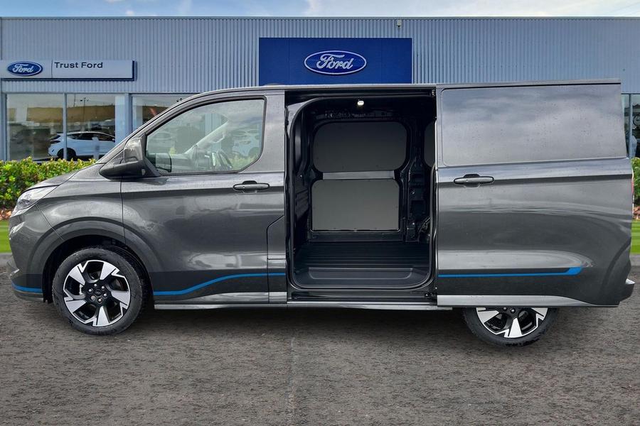 Ford TRANSIT CUSTOM Photo 2f86c3fa-f48f-454f-ae75-889b1e096da4.jpg