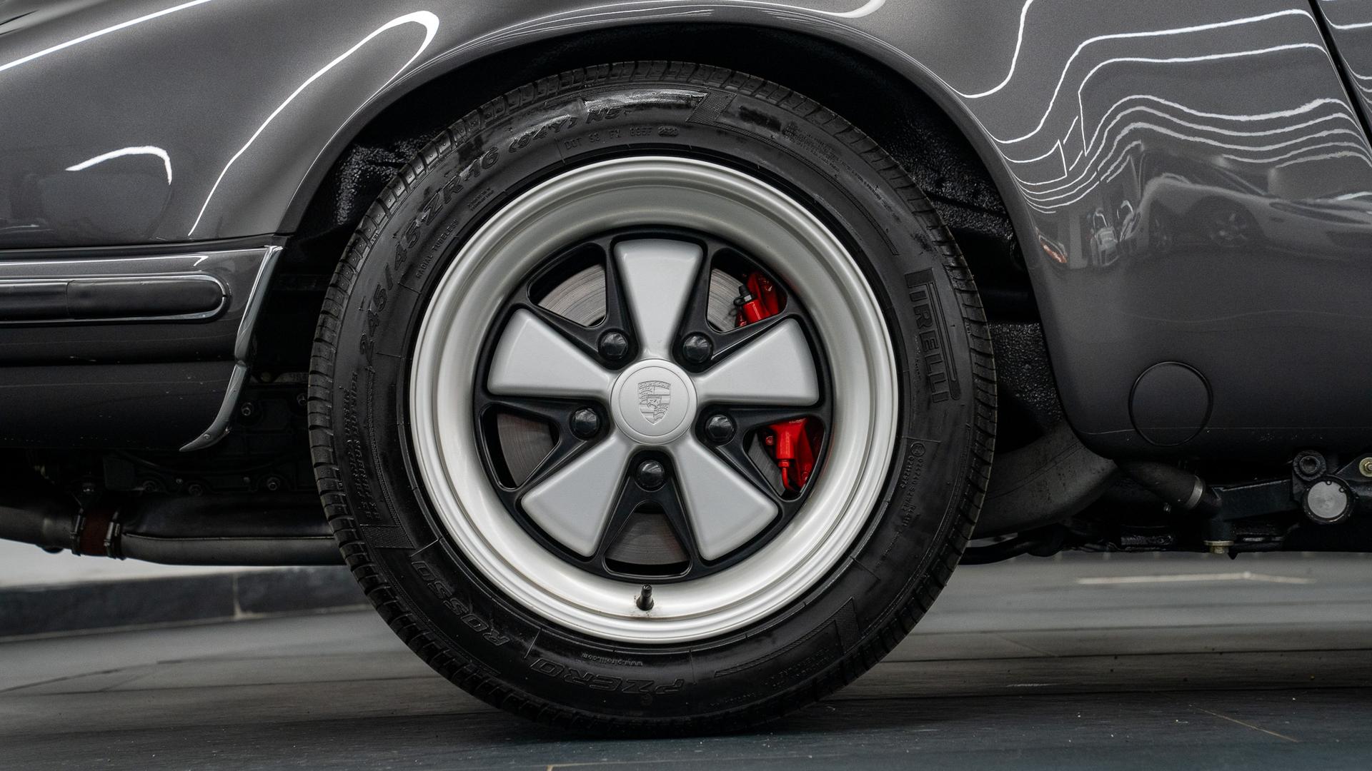 Porsche 911 Photo 2f89466d-b955-4070-ac61-8e5ed77267f1.jpg