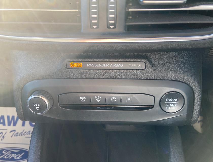 Ford Focus Photo 2f8beb48-036f-43b0-8053-e2f99c95f437.jpg