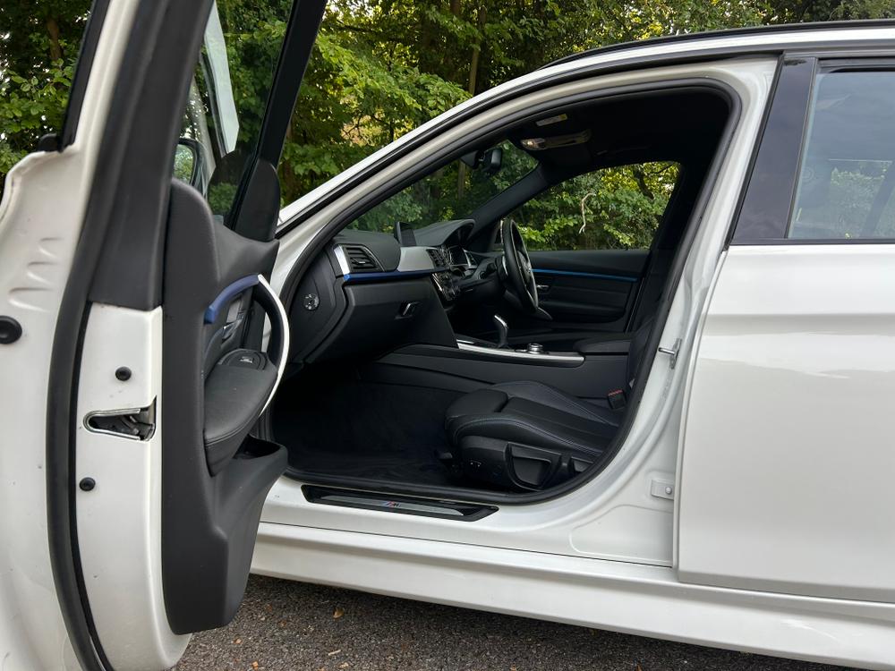 Used BMW 3 Series LJ68ODR 34