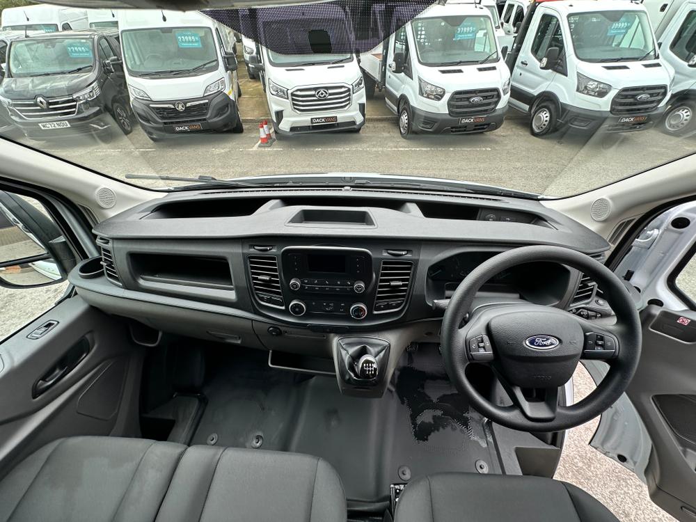 Ford Transit Photo 2f9cb652-3257-42ef-91b1-c93a3bacdc04.jpg