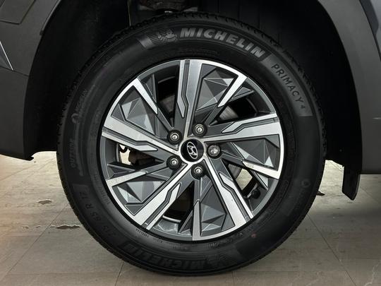 Hyundai TUCSON Photo 2fd511a7-4f08-44bf-80f4-3708b2e8d1b6.jpg