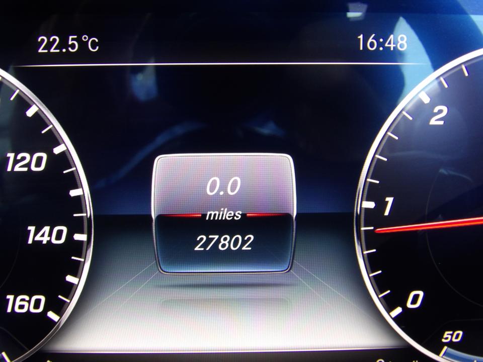 Used Mercedes-Benz E Class MH19LXL 31