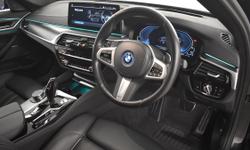 BMW 5 SERIES Photo 2