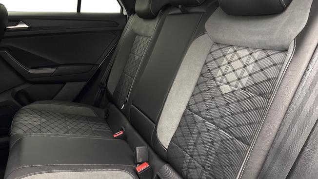 VOLKSWAGEN T-Roc Photo 7