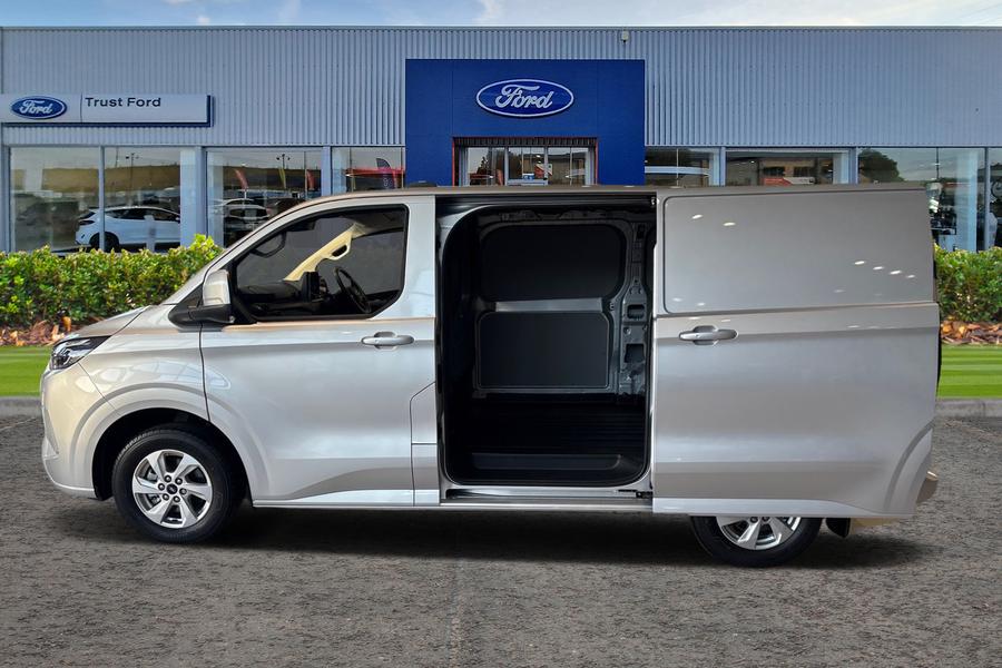 Ford TRANSIT CUSTOM Photo 2ff160b2-5c67-4ca6-9eef-c30984ee35dd.jpg