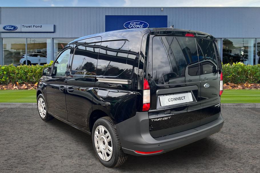 Used Ford TRANSIT CONNECT 18/N125937 2