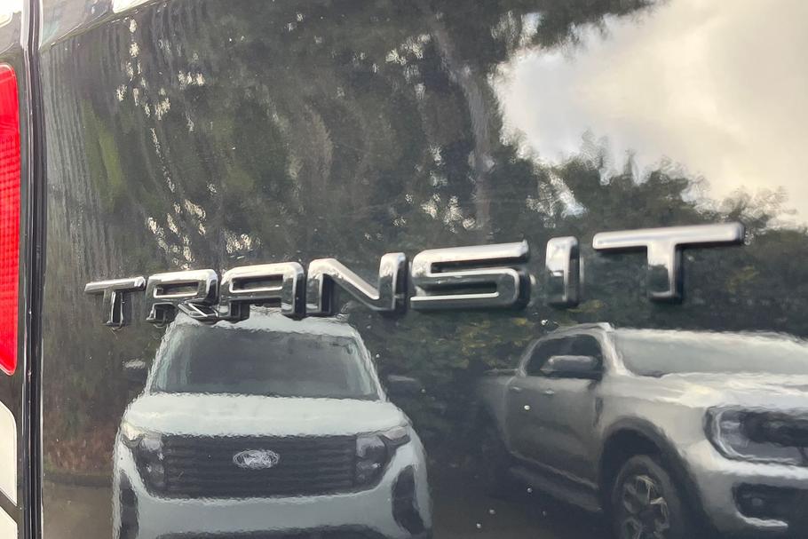 Used Ford CUSTOM CUSTOMPHEV16 30