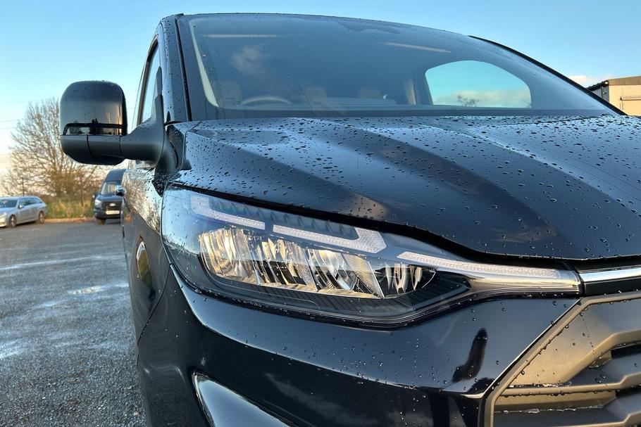 Used Ford TRANSIT CUSTOM 12/N042061 23