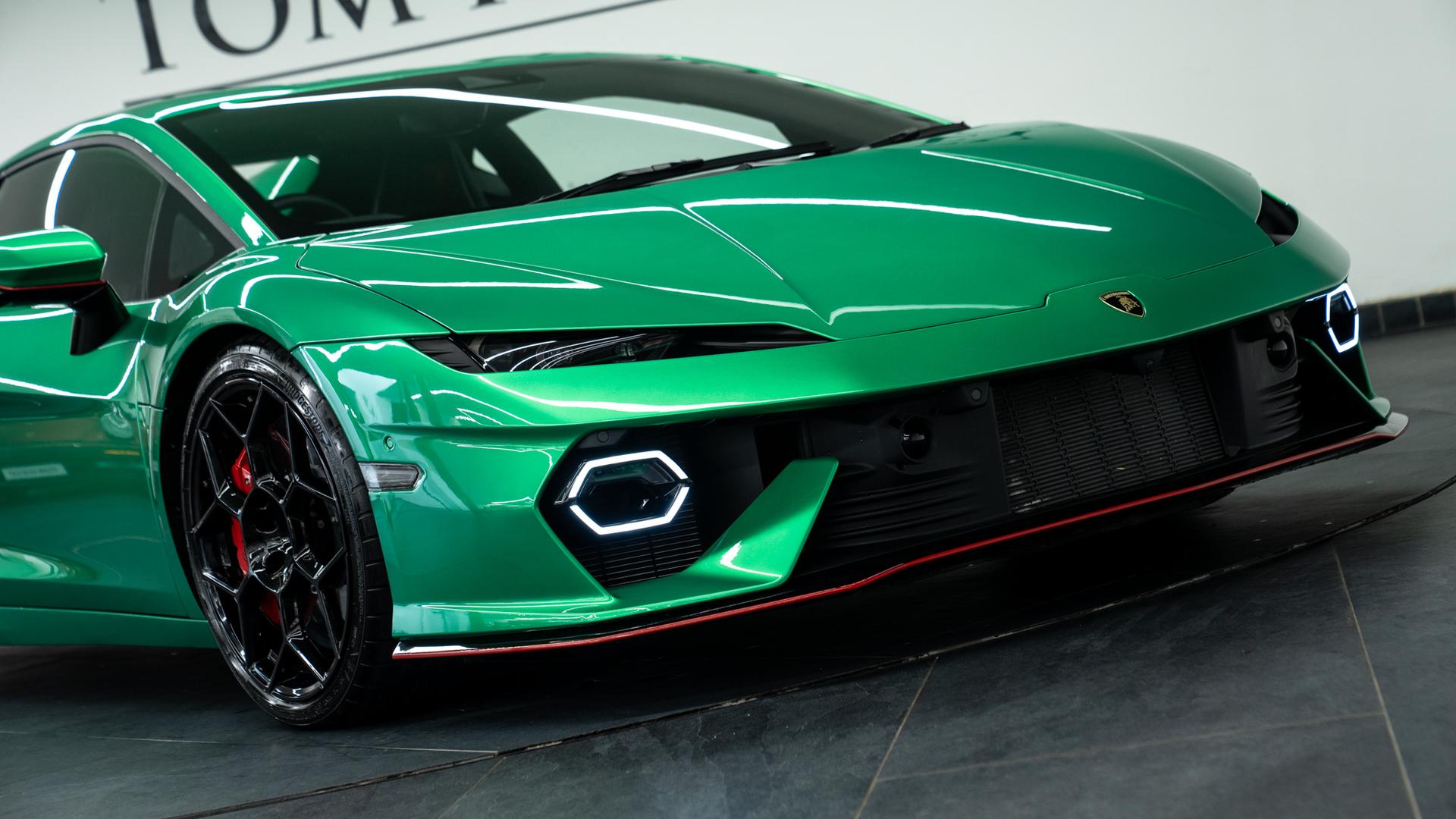 LAMBORGHINI Temerario Photo 302aa3c6-1956-4f9c-8b8b-fc46ab9b75d6.jpg