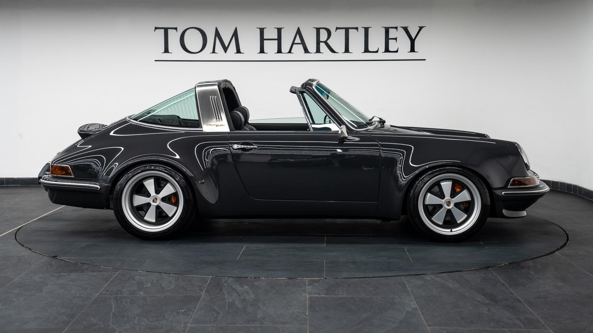 Porsche 911 Retro Works Photo 3032dc9e-75ea-44e5-b7c2-f8f656cb153f.jpg