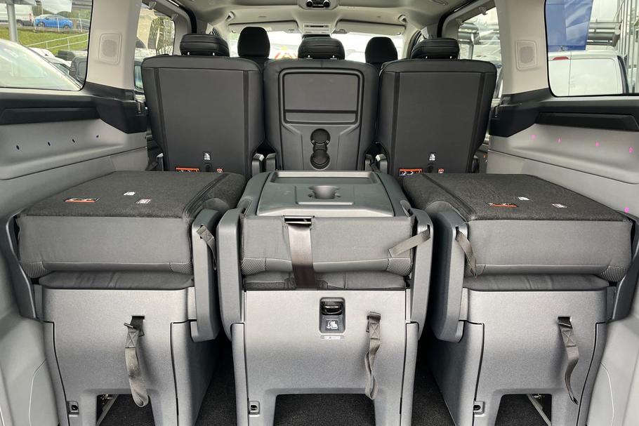 Used Ford TOURNEO CUSTOM 18/N123243 22