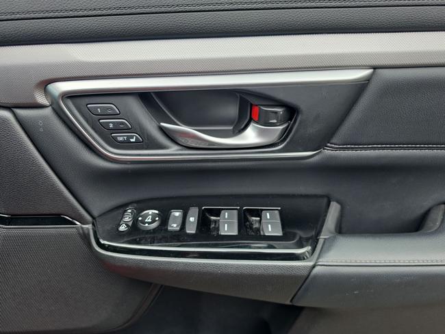 Honda CR-V Photo 30497e0d-10de-456d-a697-09450651ea5e.jpg