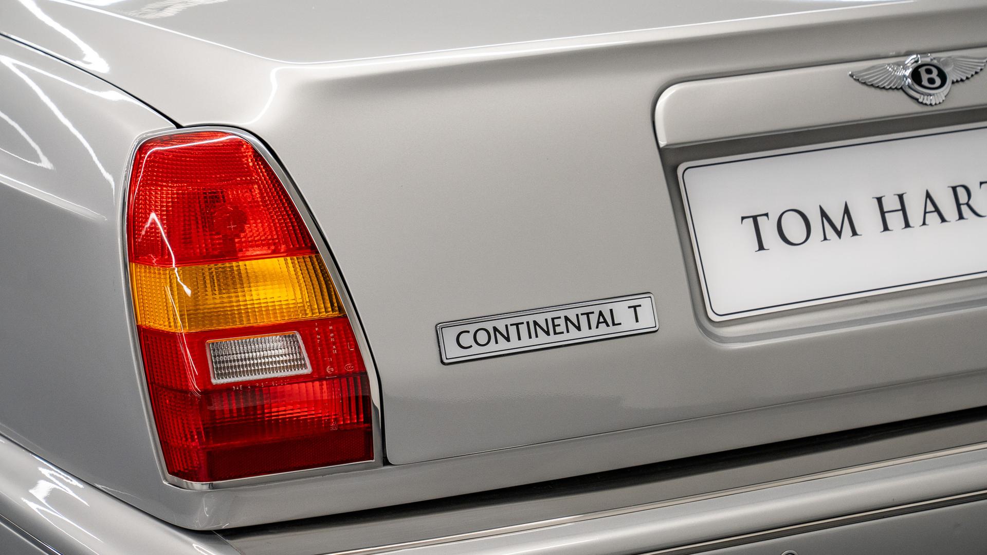 Bentley Continental Photo 304acafd-5e21-4038-95b3-5f6d4a86c878.jpg