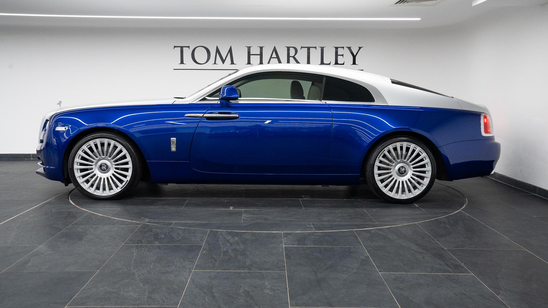 Rolls-Royce Wraith Photo 30543087-6e8e-4e32-a025-df5a11094f15.jpg
