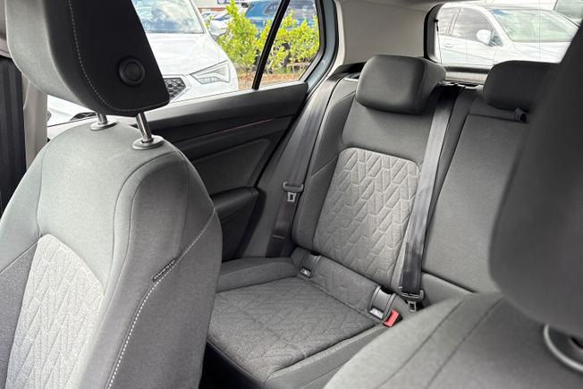 Volkswagen Golf Photo 42