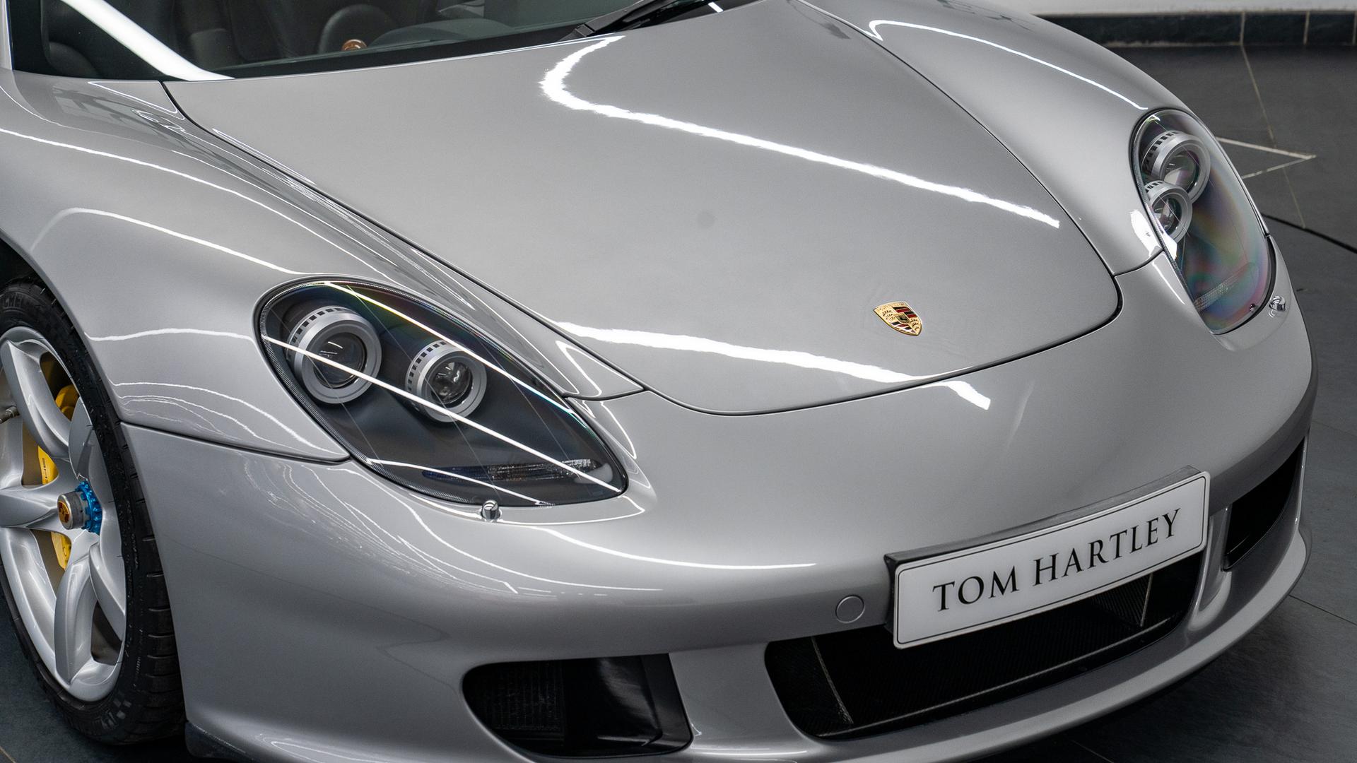 Porsche Carrera GT Photo 3067fe36-1ce3-431f-8ccb-4cf8ab8e84da.jpg